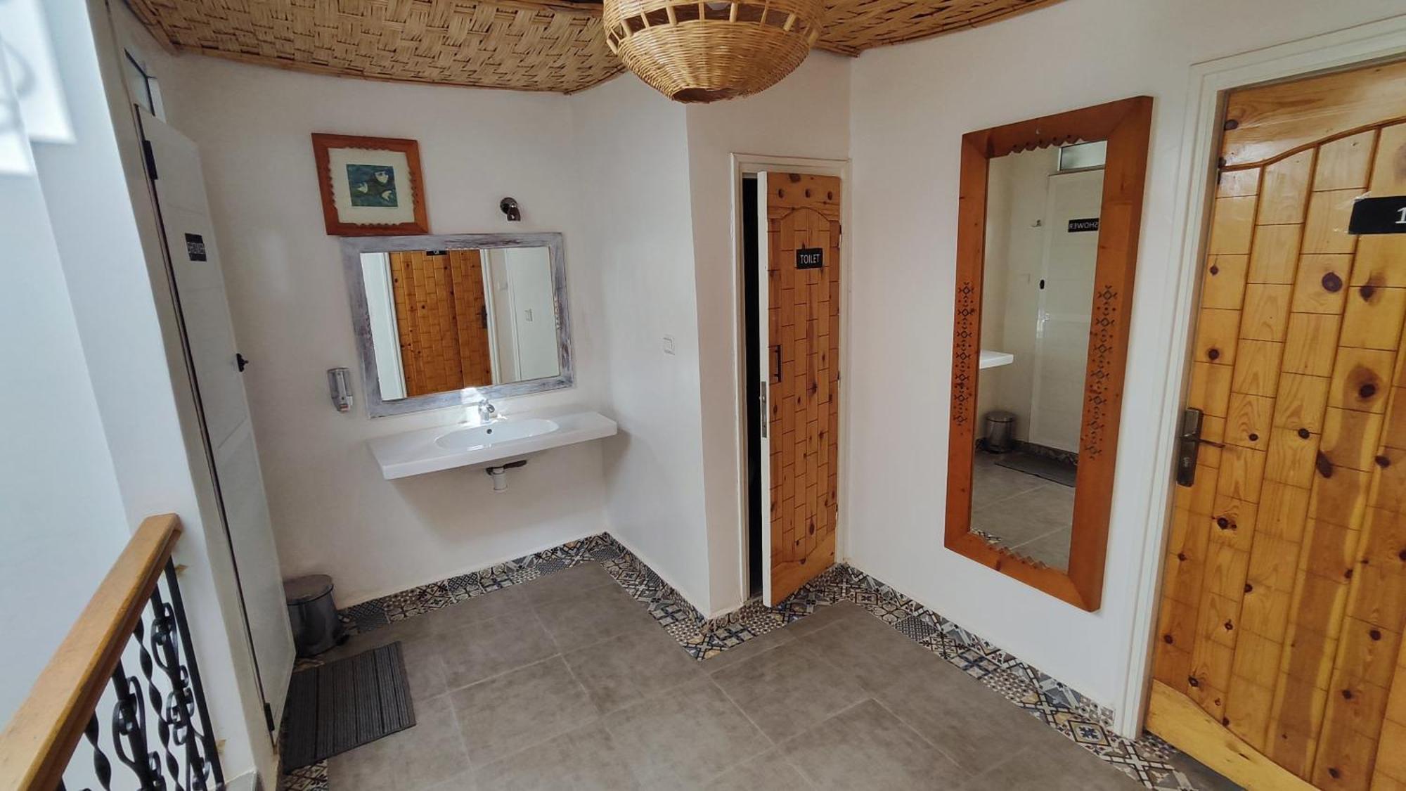 Bigblue Surf Hostel & Coworking Space - Taghazout (Adults Only) Azazoul Exteriör bild