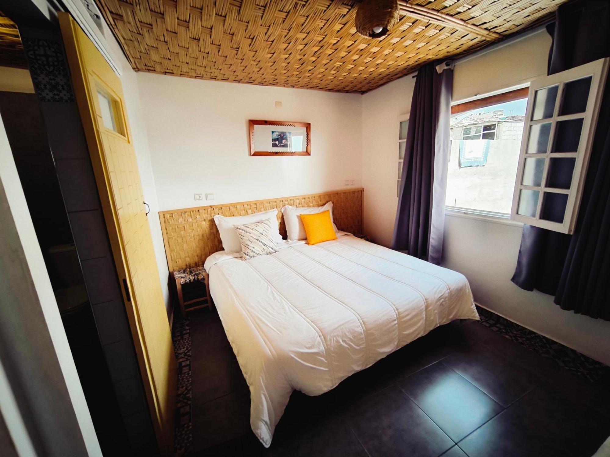 Bigblue Surf Hostel & Coworking Space - Taghazout (Adults Only) Azazoul Exteriör bild