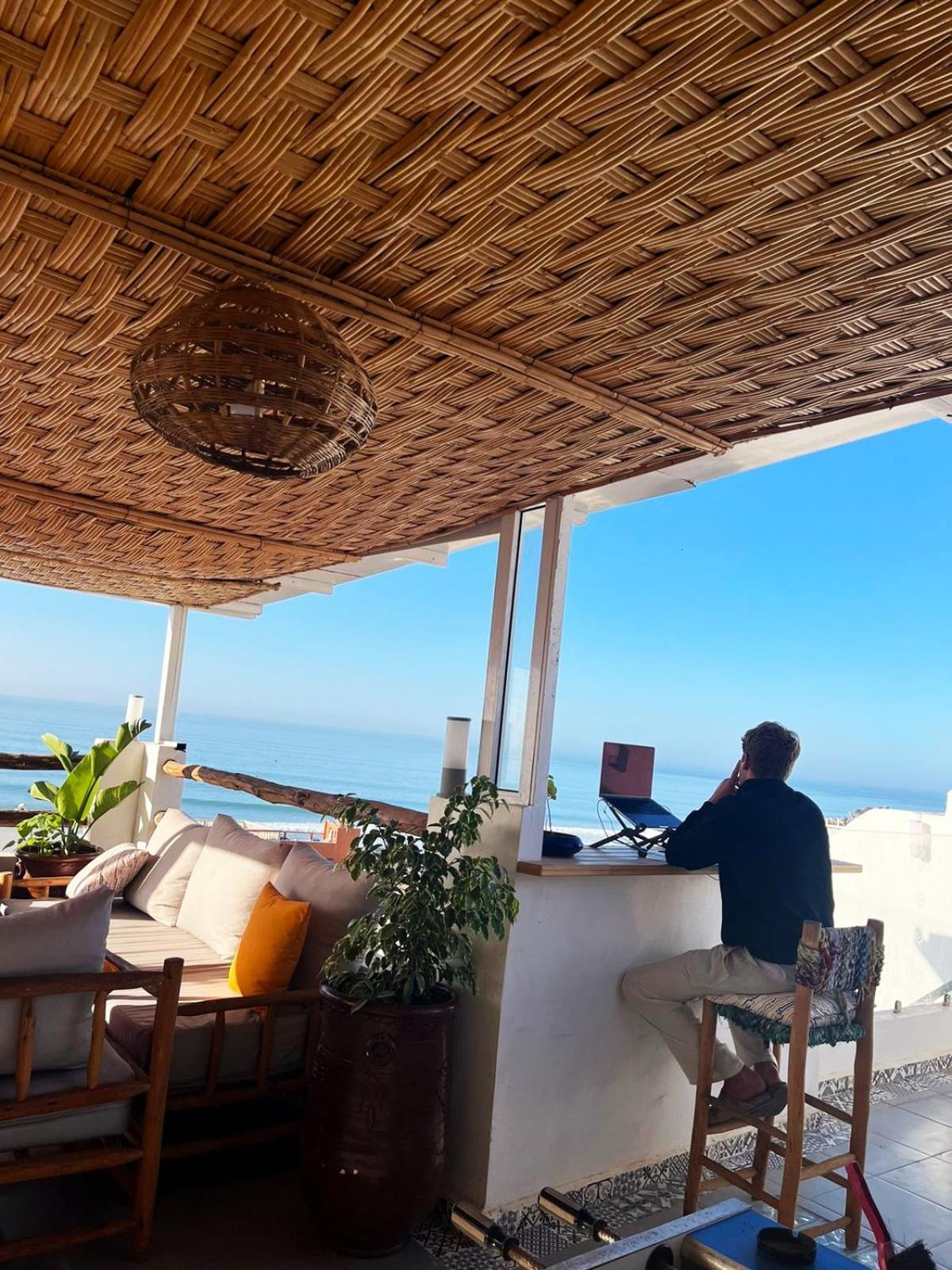 Bigblue Surf Hostel & Coworking Space - Taghazout (Adults Only) Azazoul Exteriör bild