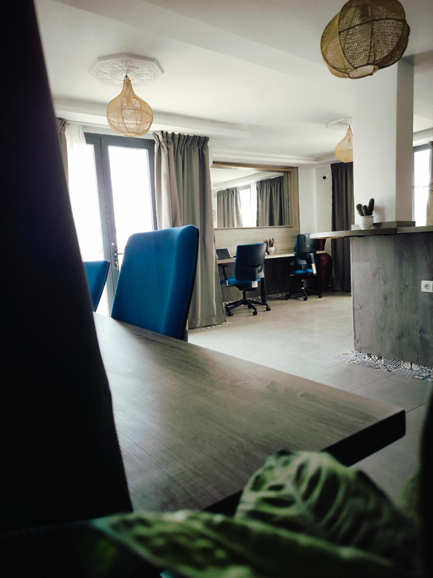 Bigblue Surf Hostel & Coworking Space - Taghazout (Adults Only) Azazoul Exteriör bild