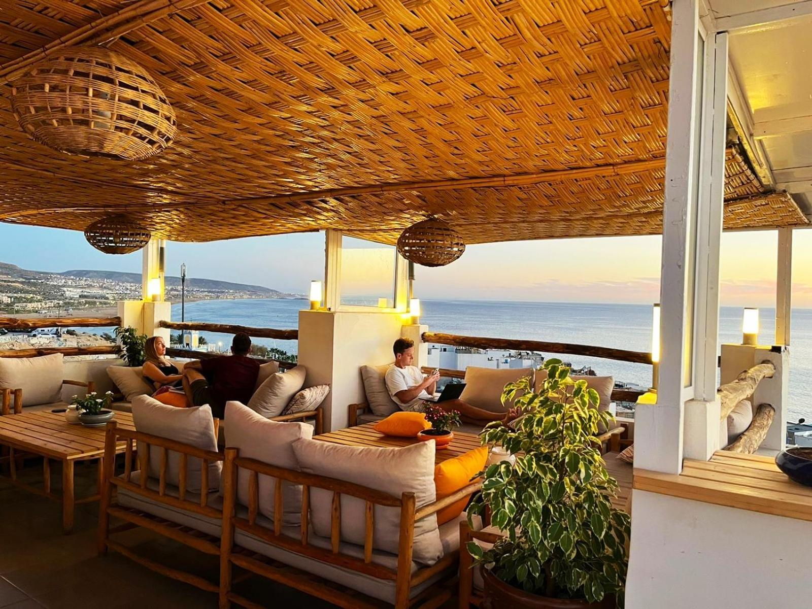 Bigblue Surf Hostel & Coworking Space - Taghazout (Adults Only) Azazoul Exteriör bild